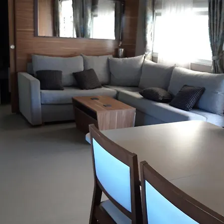 Azur 49 Campsite *